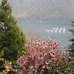 Barony Romantic شقة