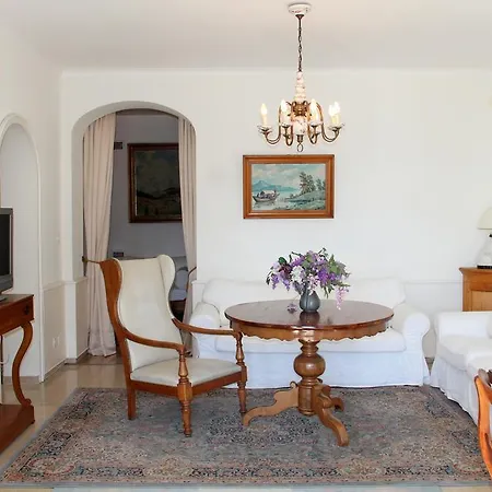 Barony Romantic Лугано